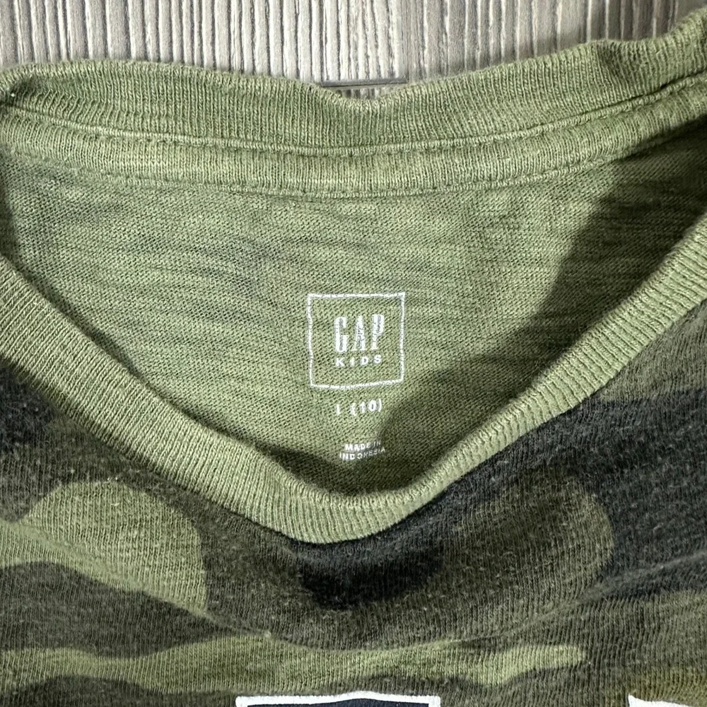 Kids Gap Logo Camo Tee Shirt - SIZE L Baby Tee Y2K‎